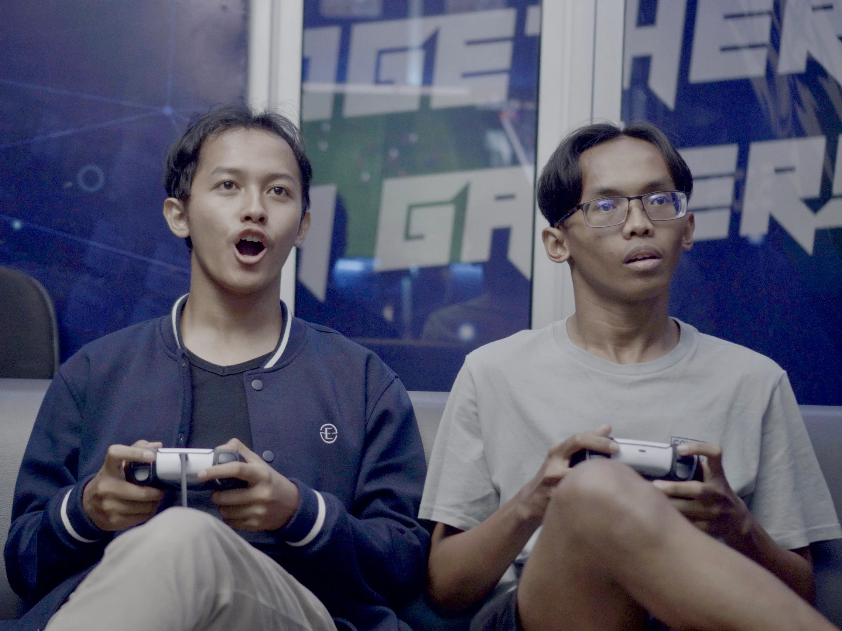 Gaming console